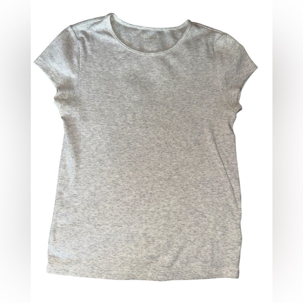 American Eagle grey Short Sleeve T-Shirt. Size XS. NWOT.